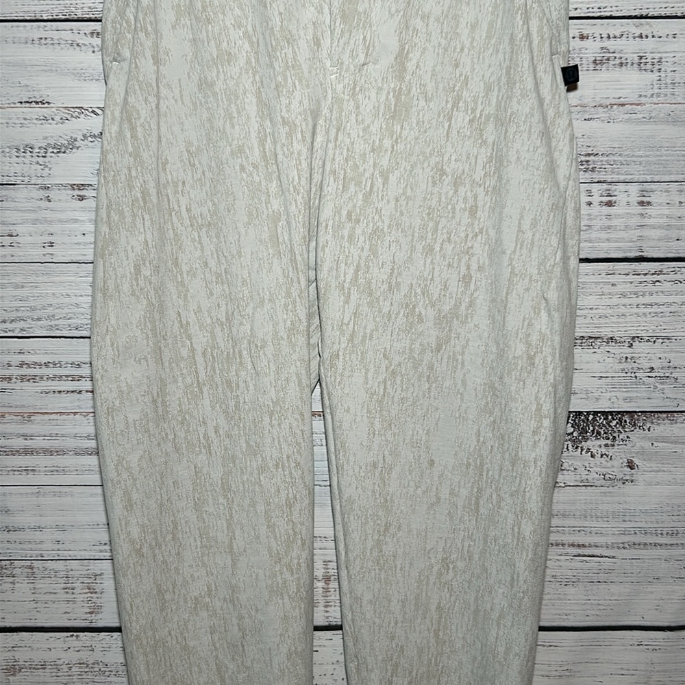Lululemon Lab Relaxed Jogger Jacquard
Mosaic Mirage Jacquard RARE 6 - Picture 9 of 16